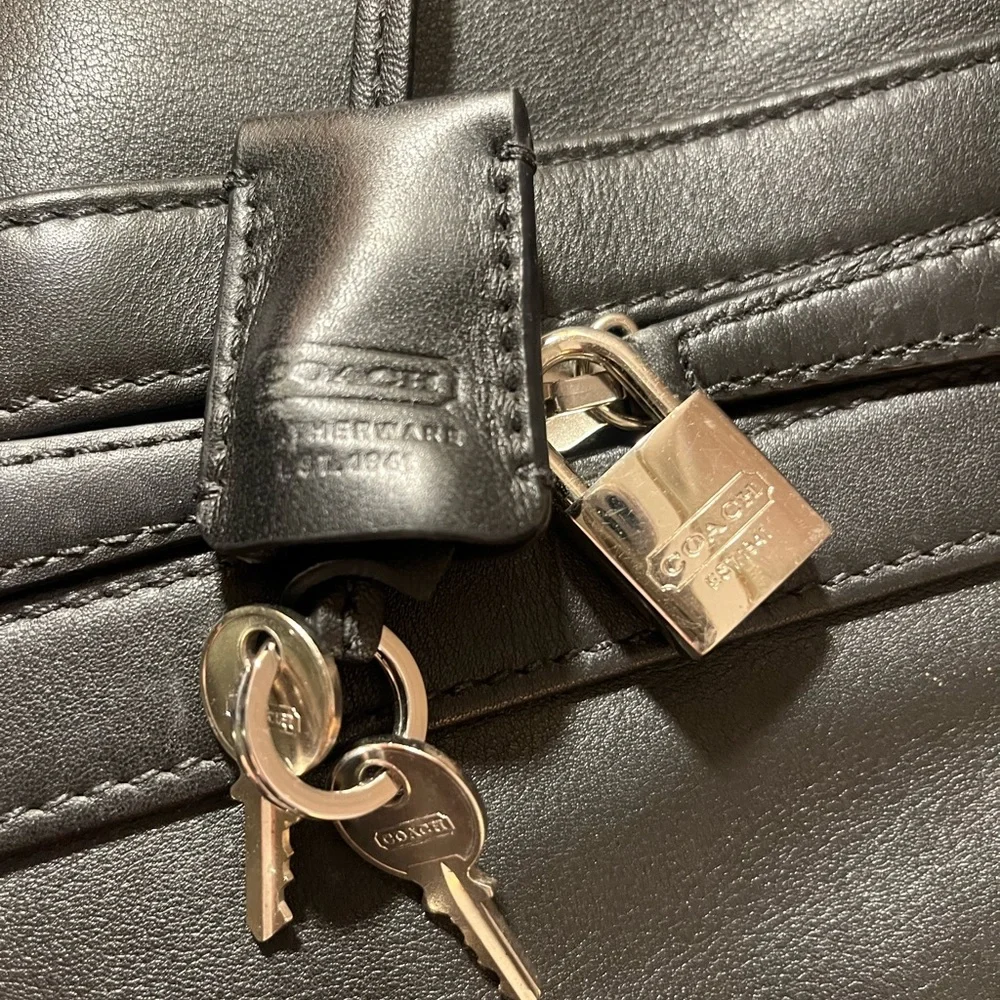 Coach Weekender Travel Bag Black Leather - Picture 9 of 11